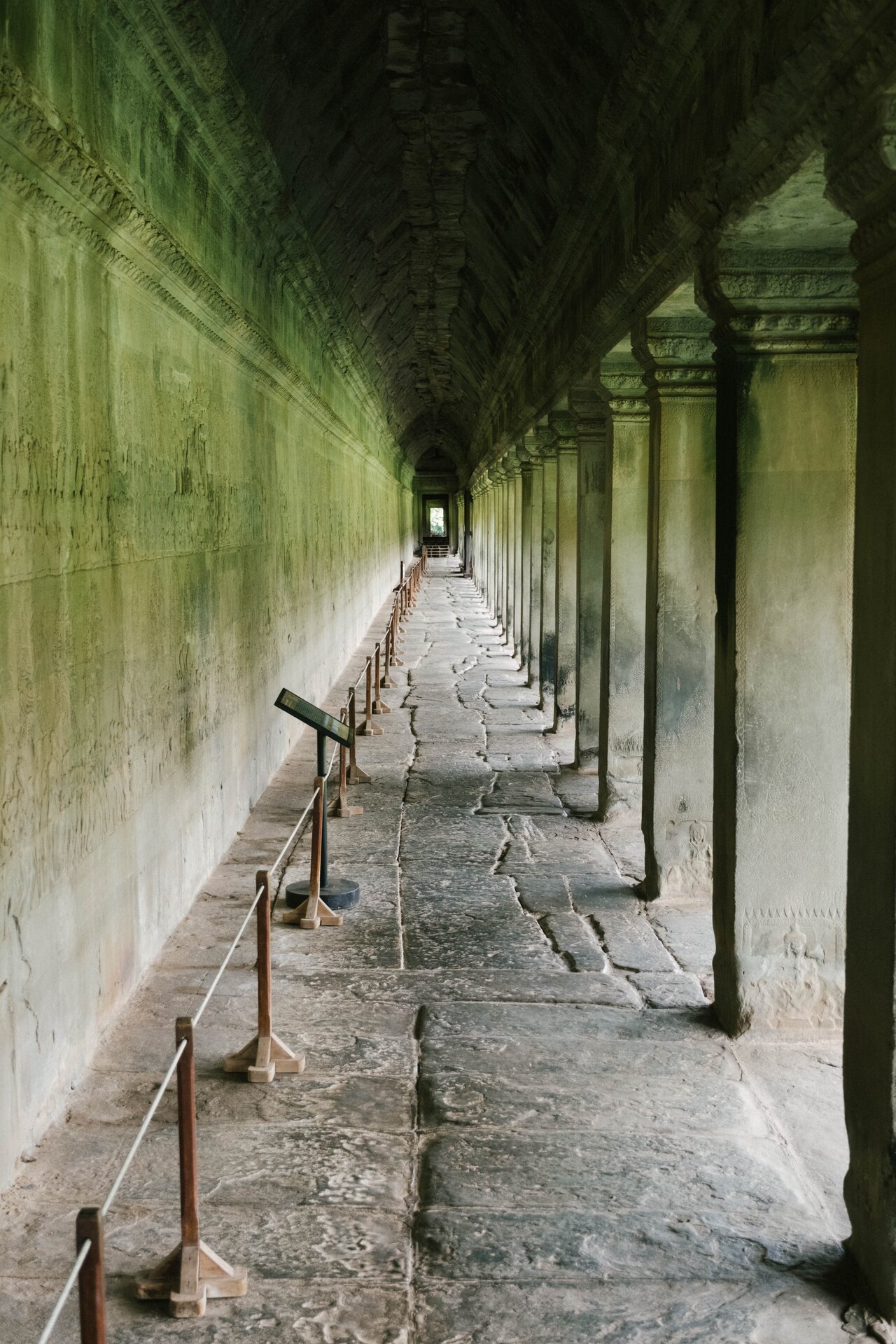 angkor wat pathway