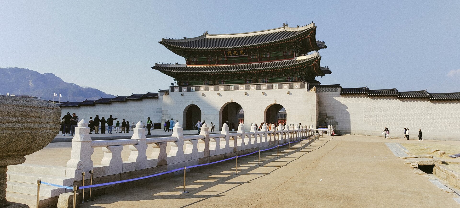 gyeongbokgung palace front