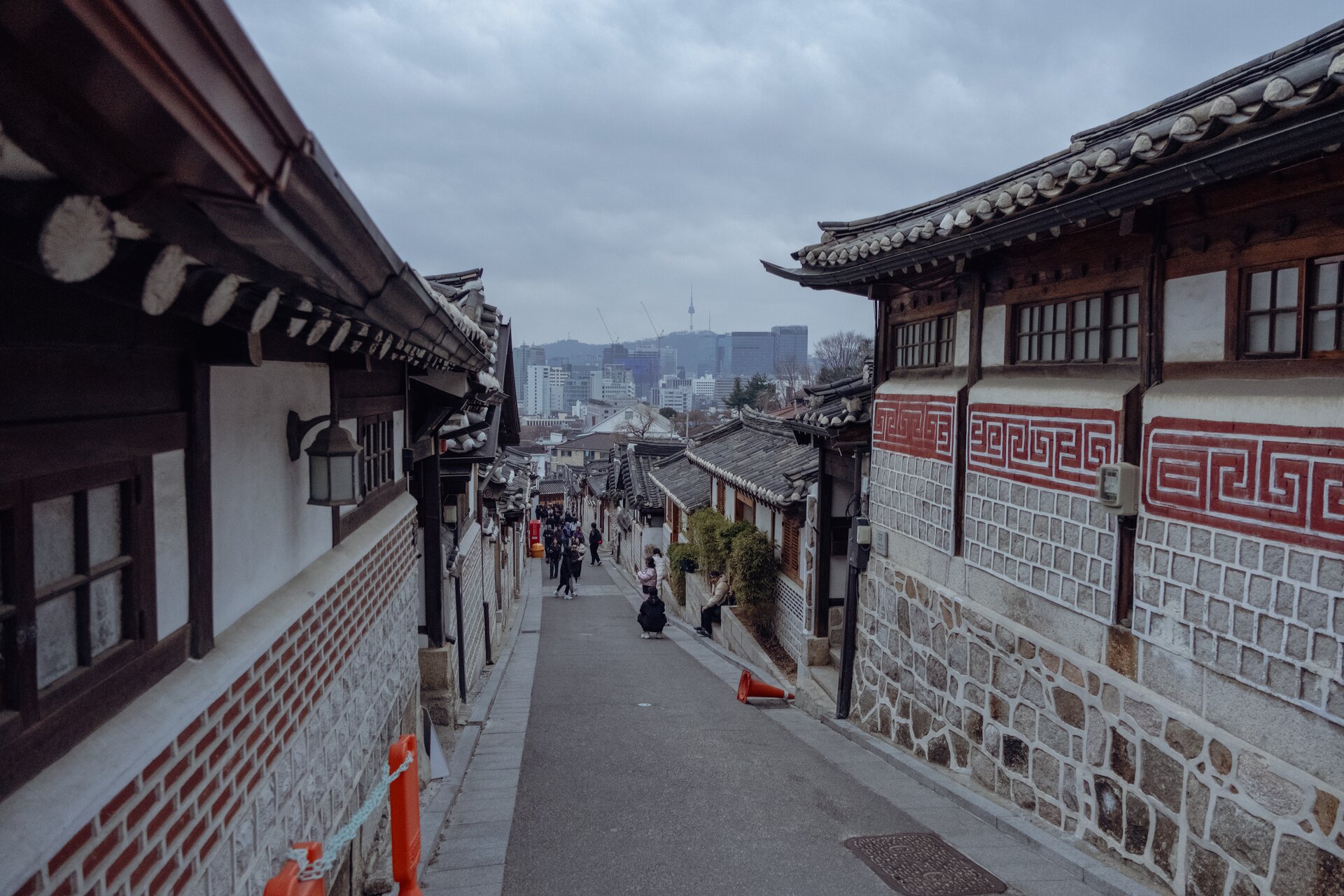 bukchon hanok village street