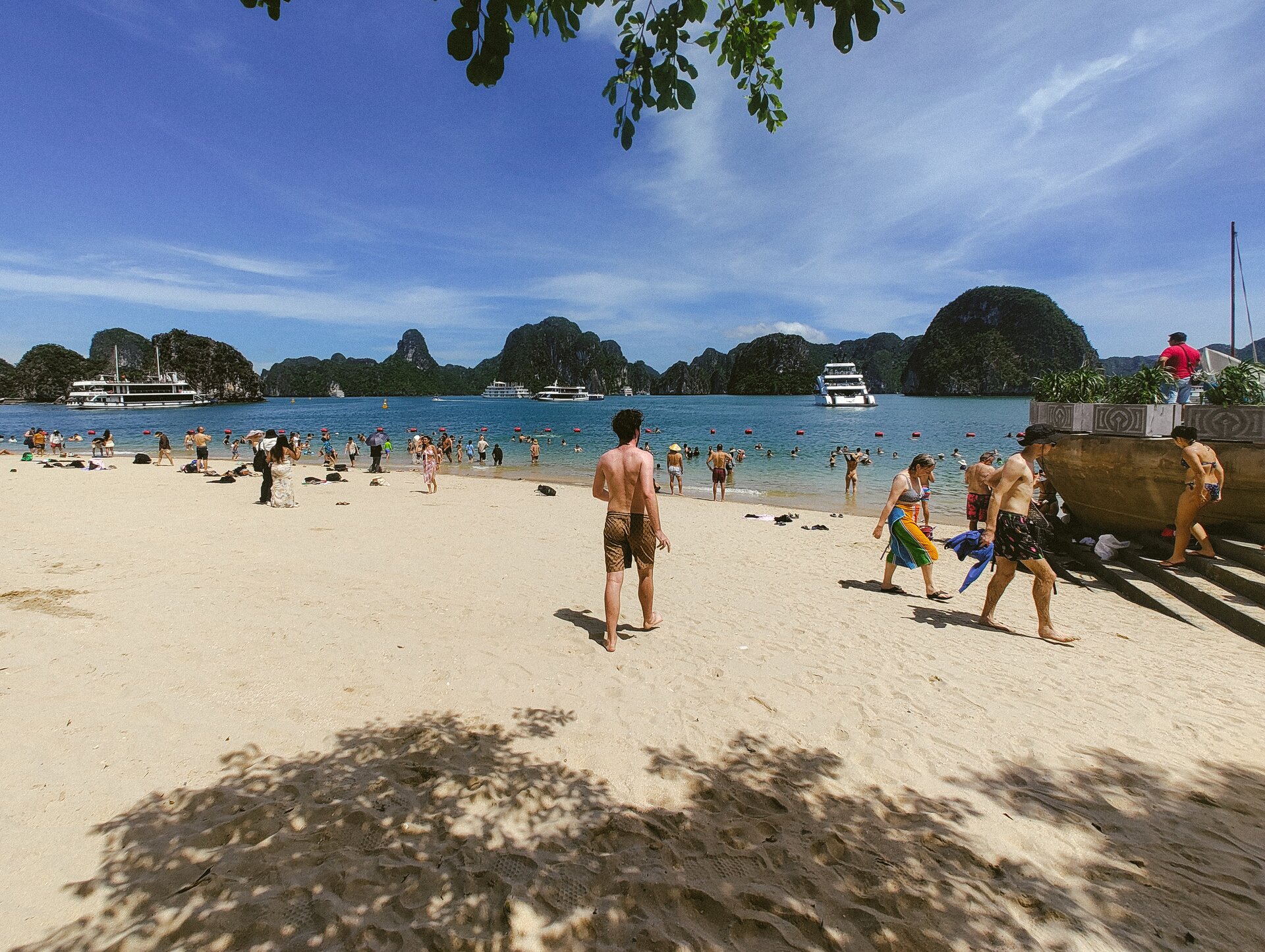 ha long bay beach